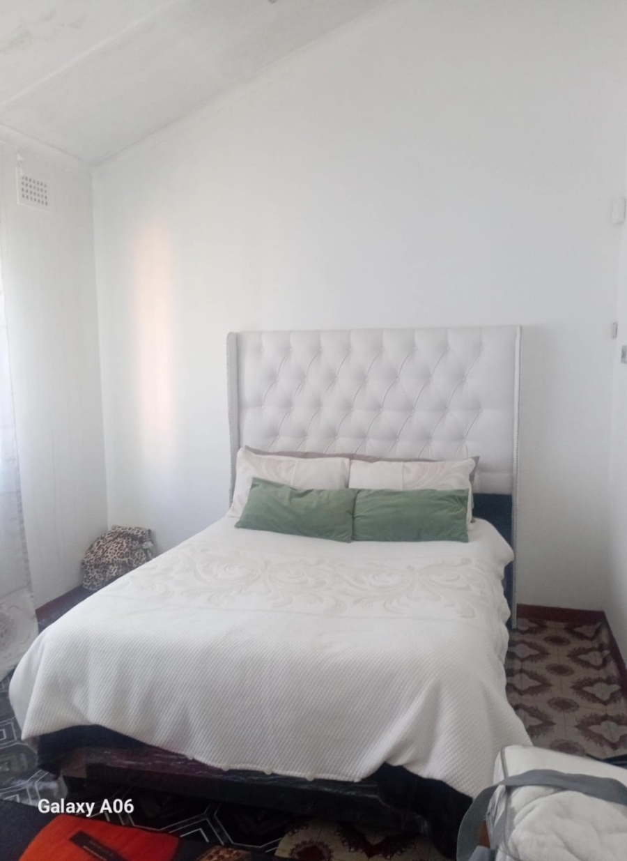 To Let 1 Bedroom Property for Rent in Ruyterwacht Western Cape
